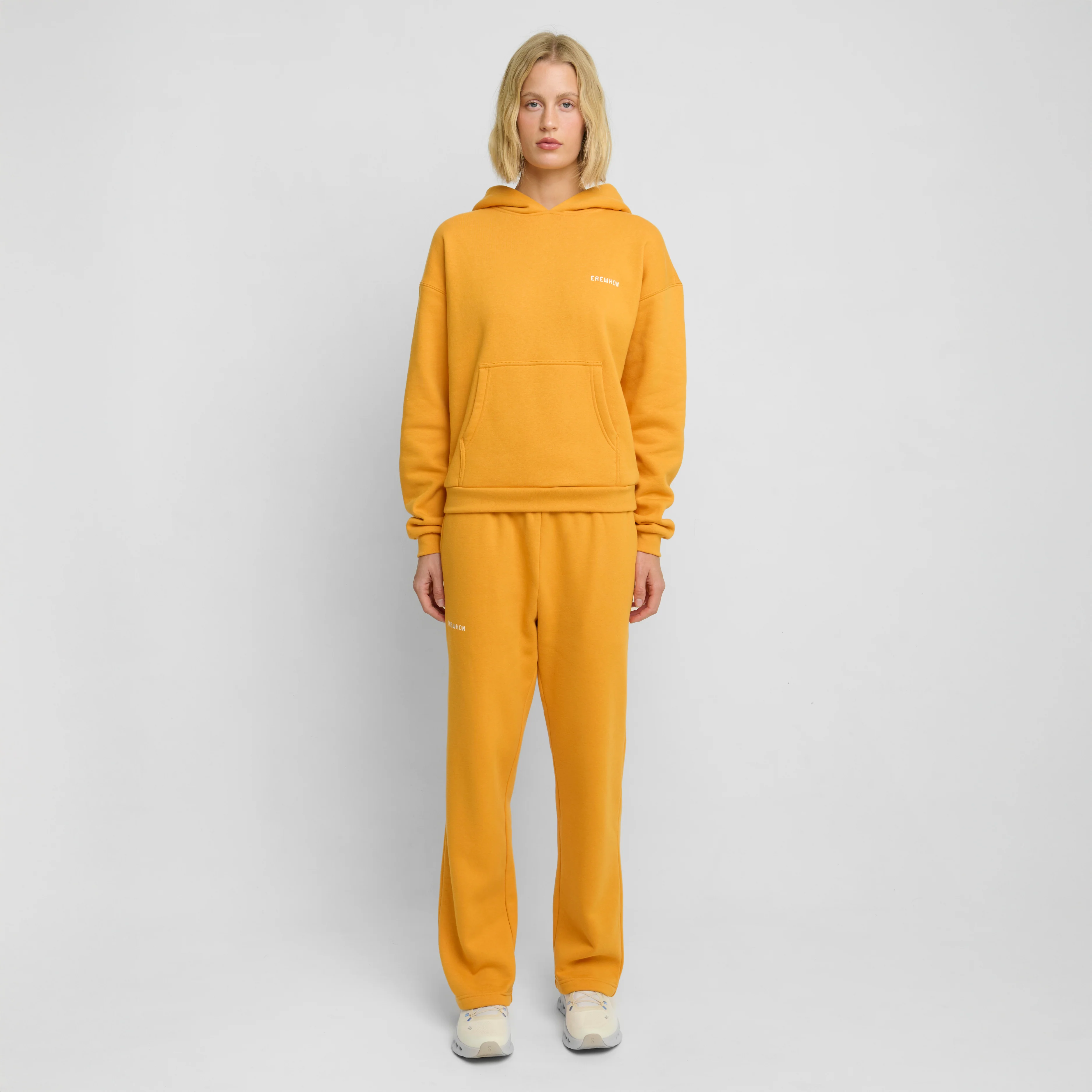 258-erewhon-sweatpants-butterscotch-1.webp