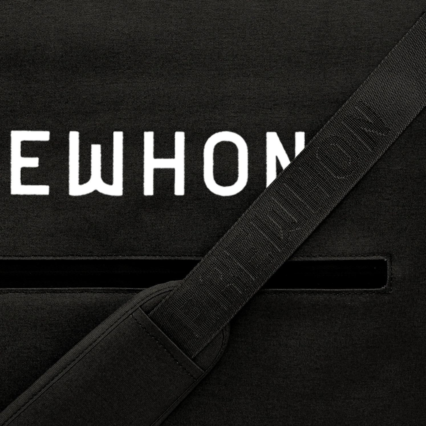 322-cooler-bag-black-1.webp